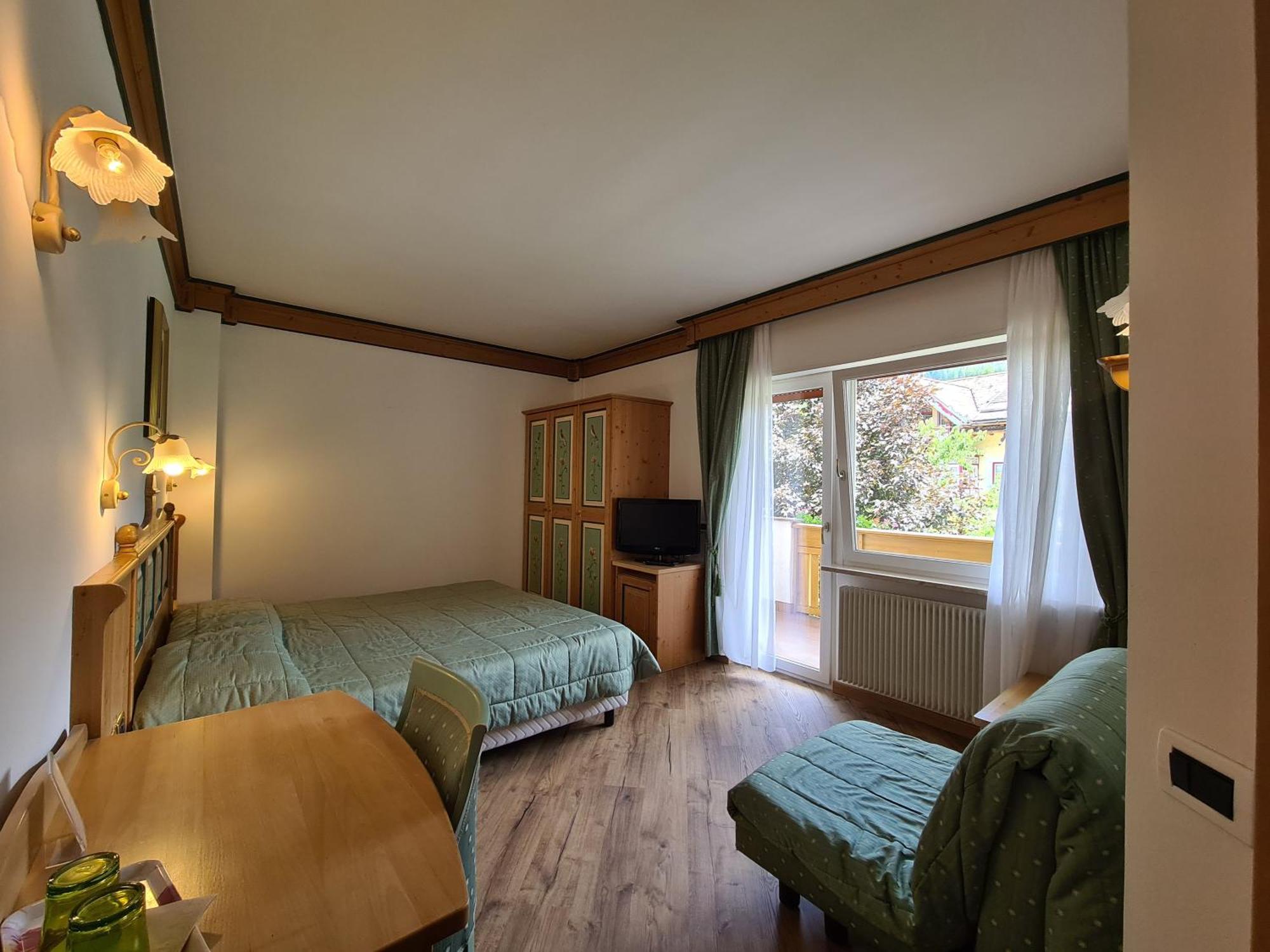 Alpenhotel Panorama カンピテッロ・ディ・ファッサ エクステリア 写真